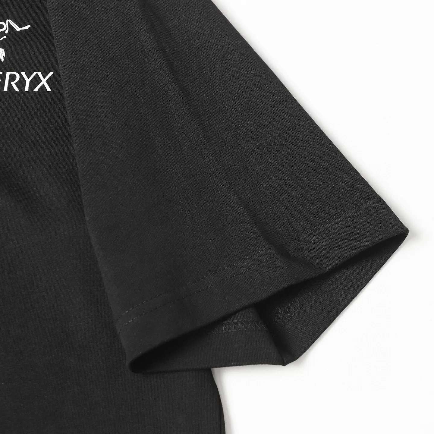 ARC`TERYX/ T ， ， ， ， 。 Same Style ：Black White Size：XS-L